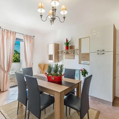 Apartment Mannois - Lofts & *